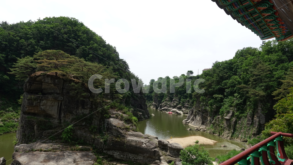 고석정,자연,옥외,철원,nature,green,초록,valley,계곡,정자,water,물,river,강
