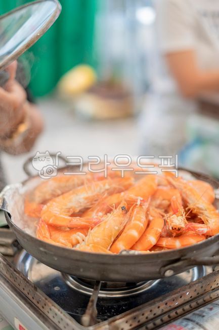 왕새우,새우,왕새우소금구이,그릇,냄비,음식,새우구이,food,shrimp,음식,식재료,요리,food,cook,meal,dishes,food reserves