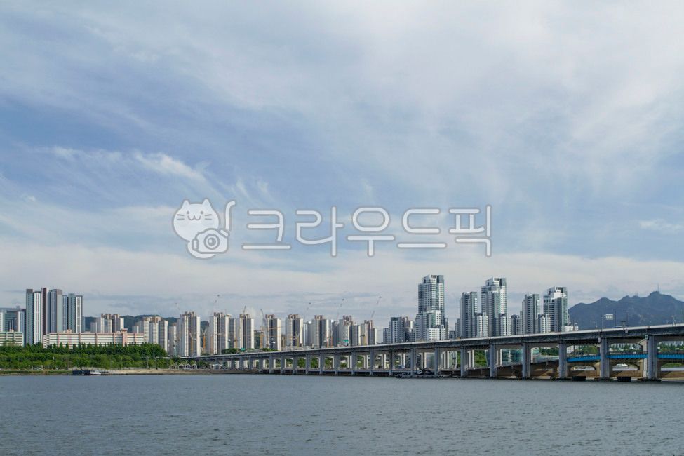 서울,반포,반포한강공원,반포대교,잠수교,한강,공원,한강공원,한강다리,도시,시티,중심지,건물,고층건물,옥외,식물,물,사무실건물,다리,urban,city,metropolis,building,highrise,outdoors,plant,water,officebuilding,bridge