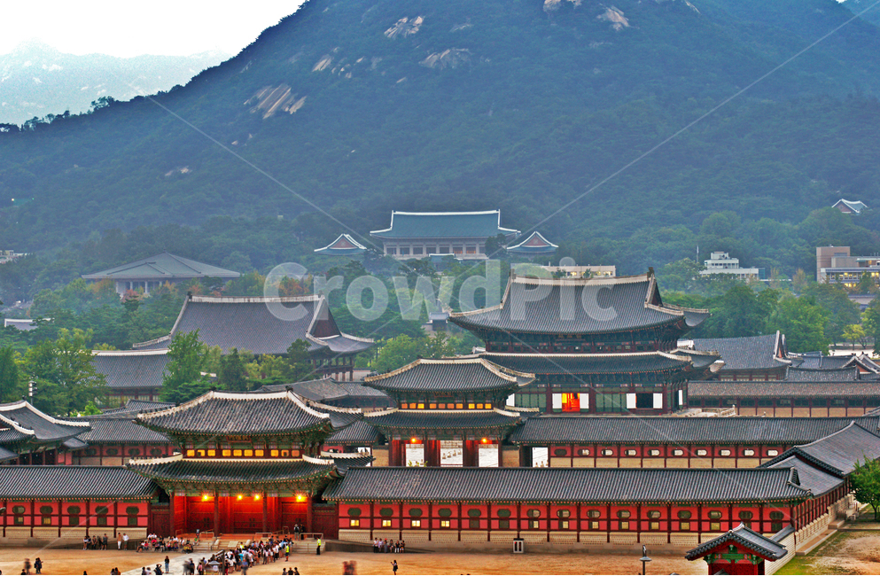 palace,night view,Inwangsan Mountain,Gyeongbokgung,Palace,full width,Gwanghwamun,old palace