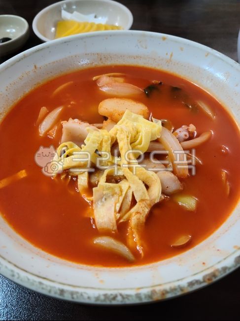 짬뽕,짬뽕밥,해물짬뽕밥,중국음식,짬뽕국물,국물,dish,접시,food,음식,meal,식사,bowl,그릇