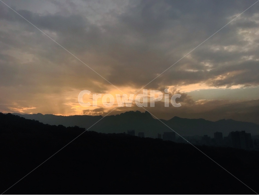 붉은하늘,redsky,sky,dusk,sunlight,햇빛,새벽,sunset,nature,자연