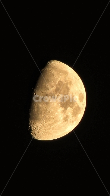 달,상현달,밤,배경,야경,우주,천체,위성,야경,밤,풍경,nightscape,night,landscape,astronomy,천문학,moon,universe,nature,자연,outdoors,옥외,outer space,대기권 밖