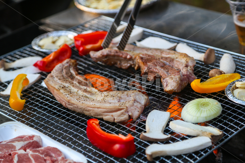 바베큐,bbq,고기,숯불,캠핑,음식,삼겹살,목살,돼지고기,요리,야외,food,cooking,meat,fire,cook,camping,meal,워크숍,음식,식재료,요리,food,cook,meal,dishes,food reserves,육류,고기,meat