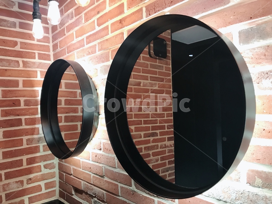 거울,간접조명,화장,동그라미,두개,인테리어,실내디자인,interior design
