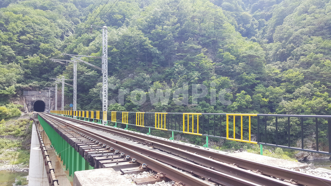 터널,기찻길,철도,박하사탕촬영지,진소마을,산,제천,tunnel,railway,railroad,jecheon
