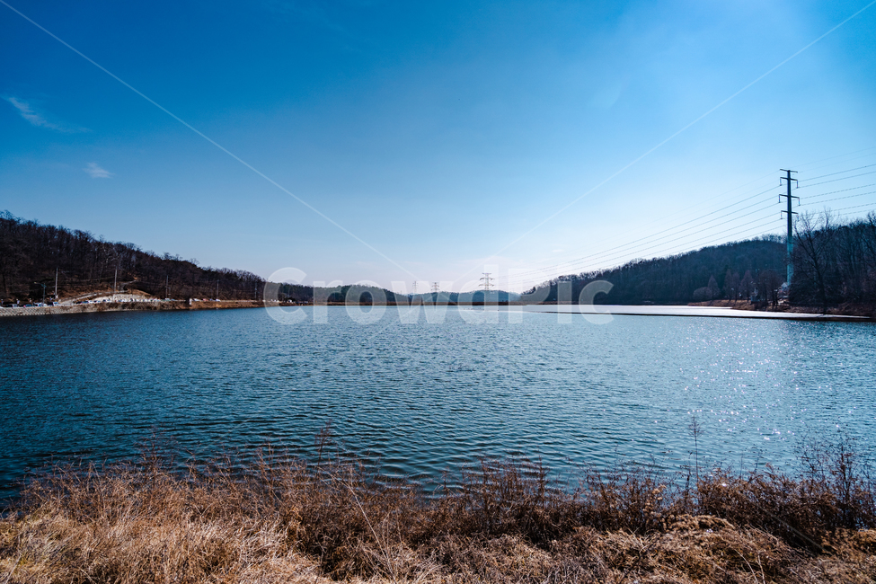 호수,저수지,하늘,파란하늘,물,자연,풍경,nature,landscape,water,outdoors,옥외,reservoir