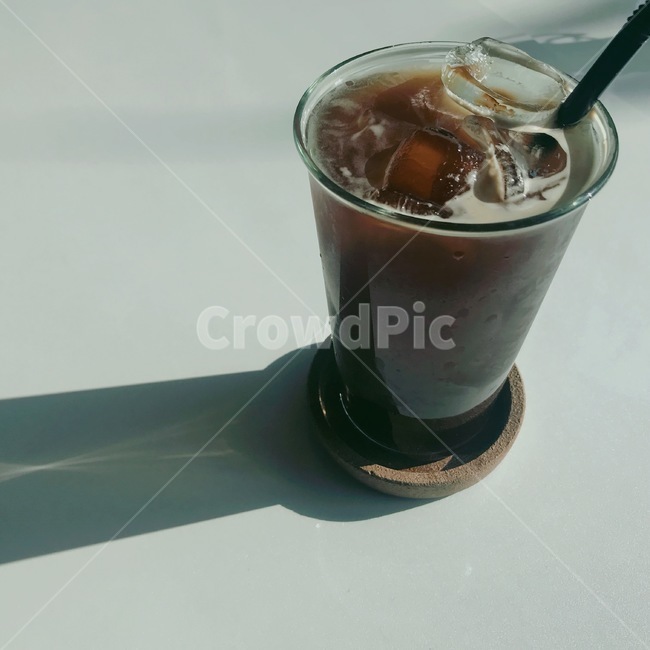 아메리카노,블랙커피,여름,아이스아메리카노,카페