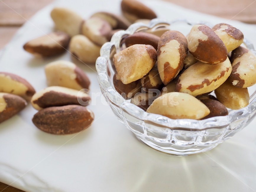 brown,nut,food,brazil nuts,nuts,wellbeing,organic,brazilnut