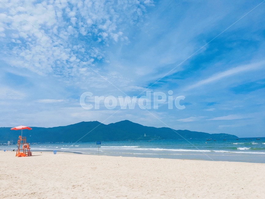 자연,옥외,해변,바다,beach,sea,sky,파도,해안,ocean,outdoors,여름,모래사장,모래,산,해안가,하늘,풍경