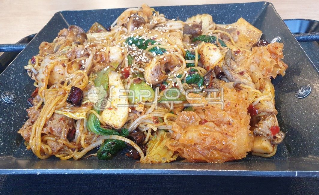 noodle,food,음식,마라샹궈,마라탕