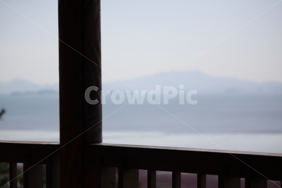 자연,풍경,하늘,landscape,nature,sky,산,산등선,mountain,sea,bay,바다,만,자연,풍경,nature,landscape,인테리어,실내디자인,interior design,railing,난간,home decor,가정 장식