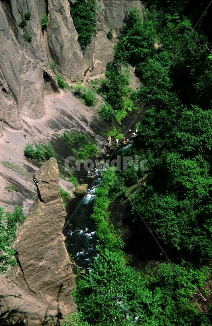 금강대협곡,사람들,백두산,우리땅,장백산,천지,민족의영산,북한,아름다운,장엄한,광활한,평야,고산지대,화산,분화구,눈,산,mountain,flowers,꽃,플라워,SNOW,시즌,계절,등산,여행,관광지,투어,명소,TOUR,TRAVEL,고구려,자연,풍경,NATURAL,무공해,힐링,청정,오염없는,원시림,계곡,급류,자연,풍경,nature,landscape,outdoors,옥외