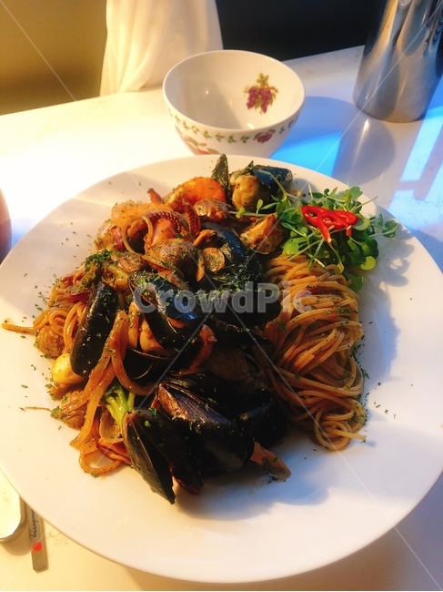 해산물파스타,해물파스타,오일파스타,pasta,seafoodpasta,food,음식,dish,요리,meal,식사