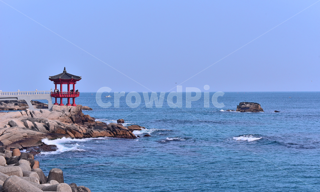 동해바다,정자,파도,포말,바닷가,해수욕장,sea,바다,nature,자연,ocean,옥외,outdoors,물,water,배경,바탕,백그라운드,갯바위,한국자연풍경,한국자연경관,korea nature landscape