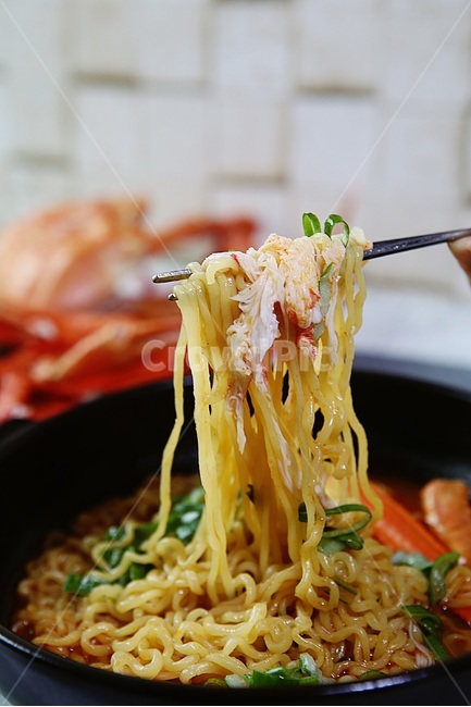 라면,대게라면,집밥,음식,간식,별미,한국음식,면요리,면,음식,식재료,요리,food,cook,meal,dishes,food reserves,면류,면요리,noodles,한식,한국음식,한국요리,korean food,korean dishes,korean meal,korean cook