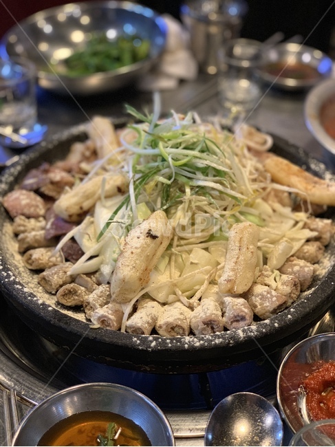 곱창,곱창집,막창,대창,눈꽃가루곱창,눈꽃곱창,음식,요리