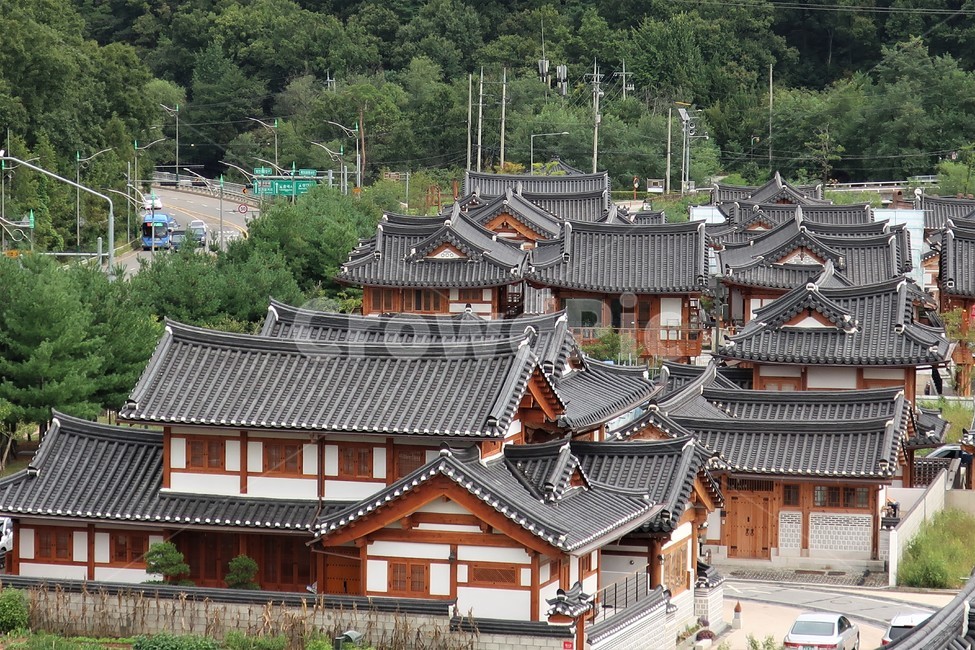 은평,한옥,마을,전경,풍경,전통,기와,지붕,기와집,건축,시골,마을,풍경,landscape,country,rural,town,한국전통,한국문화,korean traditional,korean culture,건축물,건물외관,exterior,building,structure,architecture,construction