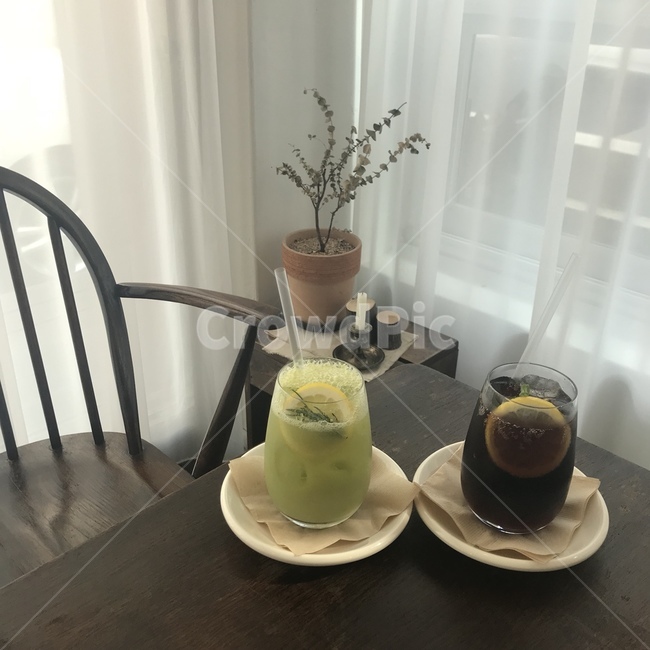 카페,감성,감성카페,감성사진,인테리어,감성인테리어,커피음료,음료수,drink,beverage