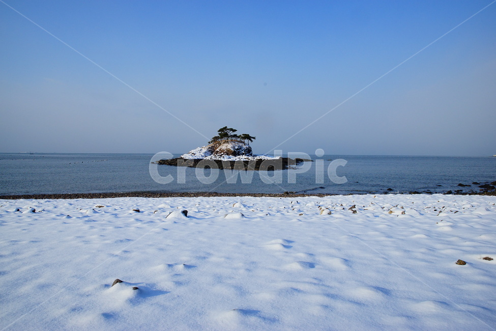 솔섬,부안군,설경,바다,눈,겨울,계절,winter,season,자연,풍경,nature,landscape,한국자연풍경,한국자연경관,korea nature landscape,land,땅,outdoors,옥외,shoreline,해안선,water,물,sea,ocean,대양