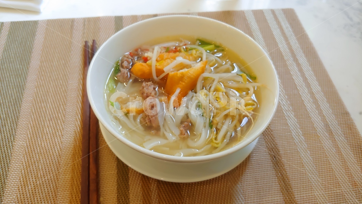 유부,베트남,쌀국수,따뜻함,시원함