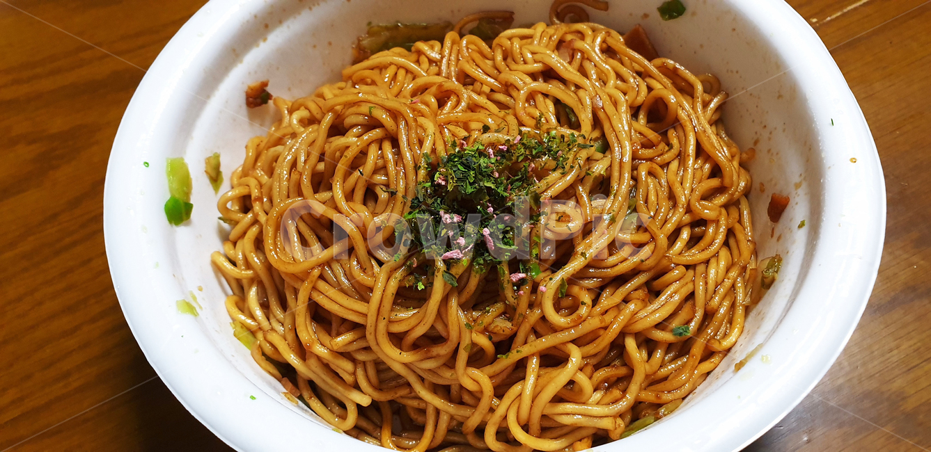 food,음식,noodle,국수,야끼소바,야키소바,볶음면,비빔면,일본식,면요리,인스턴트,yakisoba,japanese,japanesefood,japanesenoodle,instant,instantnoodle