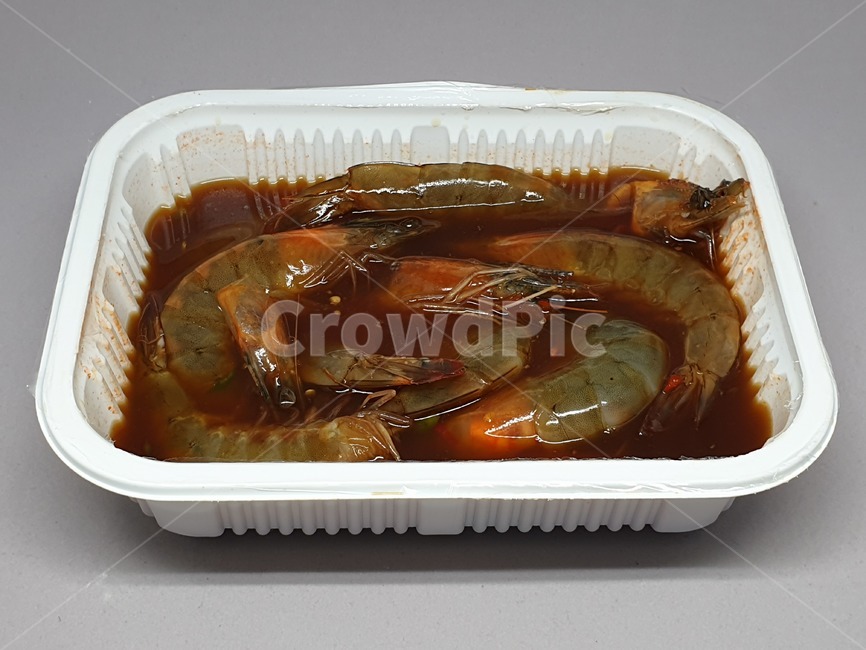 새우,간장새우,용기,플라스틱용기,간장,음식,안주,술안주,food,반찬,레시피,recipe,shrimp,prawn,해산물,수산물,시푸드,씨푸드,seafood,사물,오브젝트,object,ganjang,soysauce,soysauceshrimp,맛있는,맛있다,sealife,해양생물,dish,요리