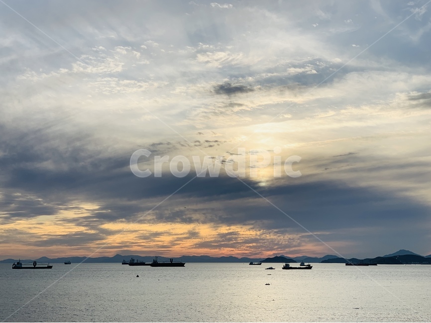 nature,자연,outdoors,옥외,풍경,바다,landscape,물,water,태양,구름,cloud,하늘,sky,한국,korea,부산,busan,sea,노을,sunset,색깔,색상,color,감성,감성사진,feeling