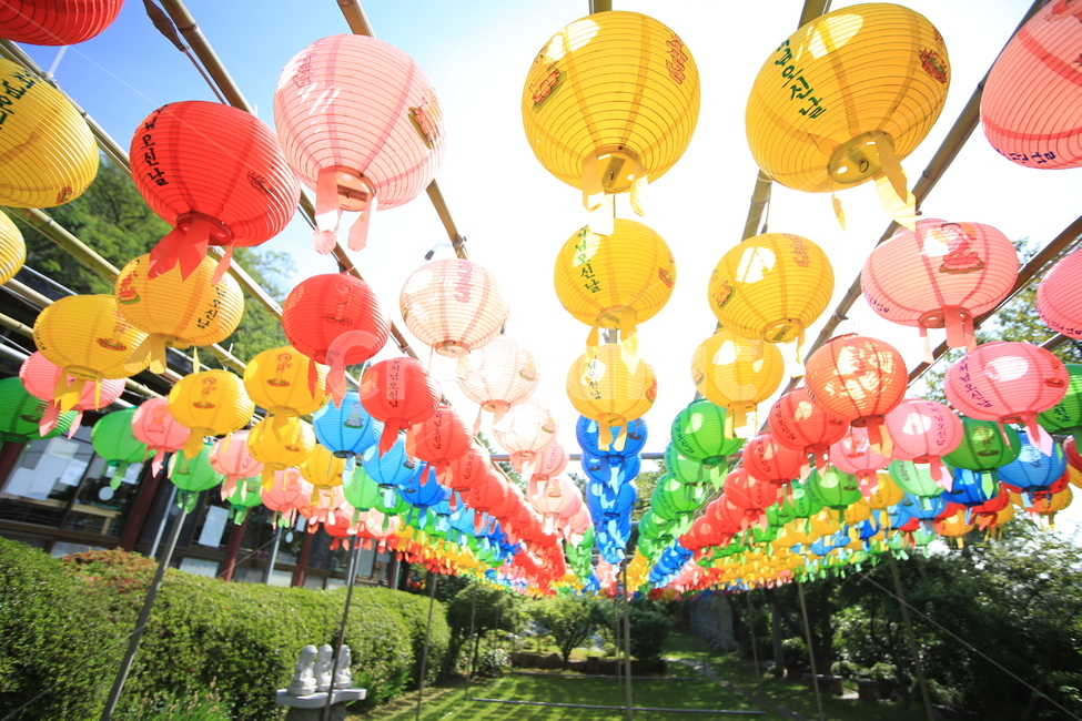 등,사찰,부처님오신날,형형색색,등달기,종교,신앙,religion,belief,faith,축제,행사,festival,carnival,event