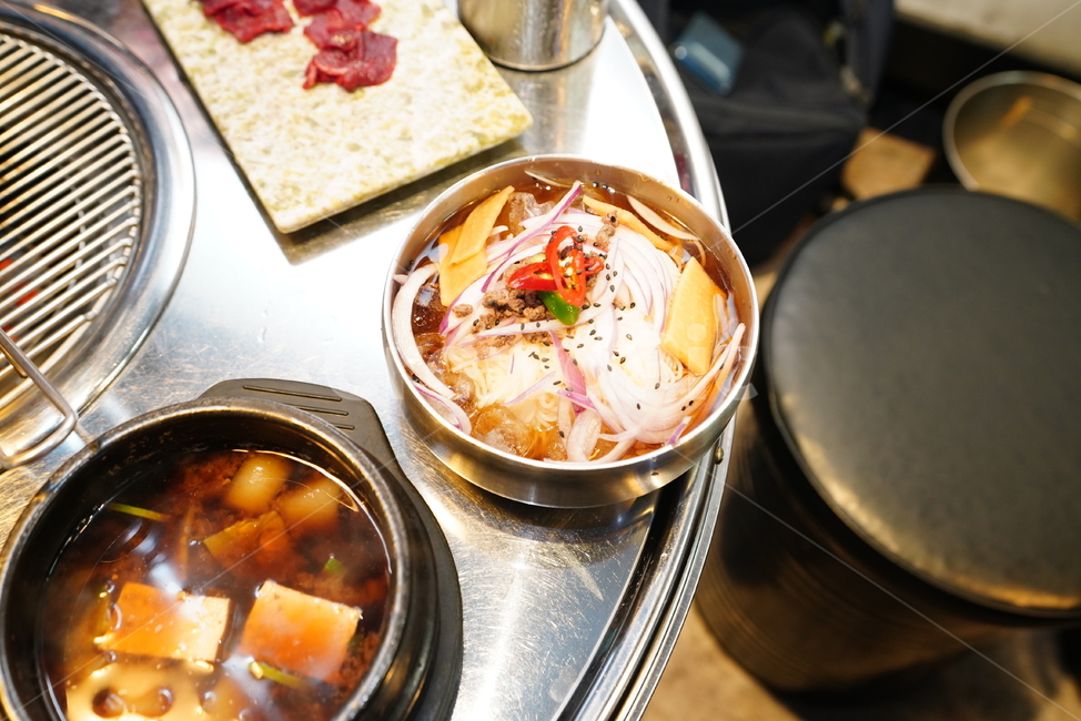 국수,면,대접,먹거리,음식,요리,후식,한식,bowl,사발,dish,식품,food,음식,식재료,요리,food,cook,meal,dishes,food reserves,면류,면요리,noodles,한식,한국음식,한국요리,korean food,korean dishes,korean meal,korean cook