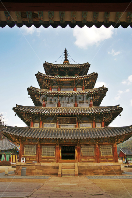 팔상전,국보제55호,목조탑,5층,법주사,보은,속리산,팔상도,고건축,한국전통,한국문화,korean traditional,korean culture,종교,신앙,religion,belief,faith,건축물,건물외관,exterior,building,structure,architecture,construction
