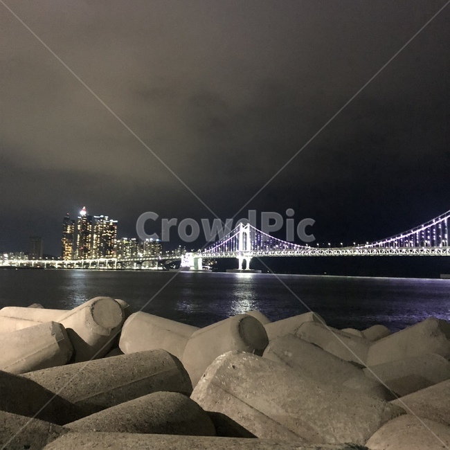 부산,야경,바다,광안리,해수욕장,추억,풍경,야경,밤,풍경,nightscape,night,landscape,도시,city,한국도시풍경,한국도시경관,korea cityscape,handrail,난간,banister