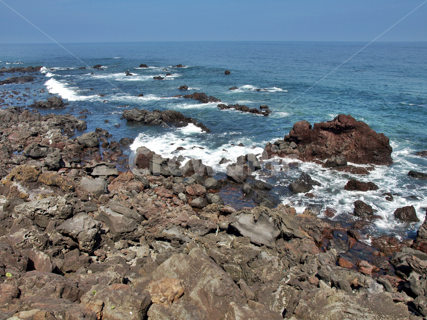 신천리해변,바다목장,올레3코스,올레,제주,서귀포,바다,기암괴석,현무암,자연,풍경,nature,landscape,제주도,jeju,jeju island,promontory,곶,rubble,파편,water,물