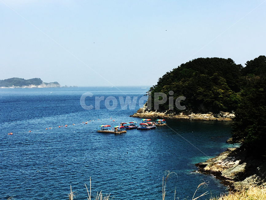섬,바다,하늘,풍경,배,자연,해변,쉼,힐링,쉬다,쉼표,healing,landscape,자연,풍경,nature,landscape,outdoors,옥외,land,땅,shoreline,해안선,water,물,ocean,대양,sea