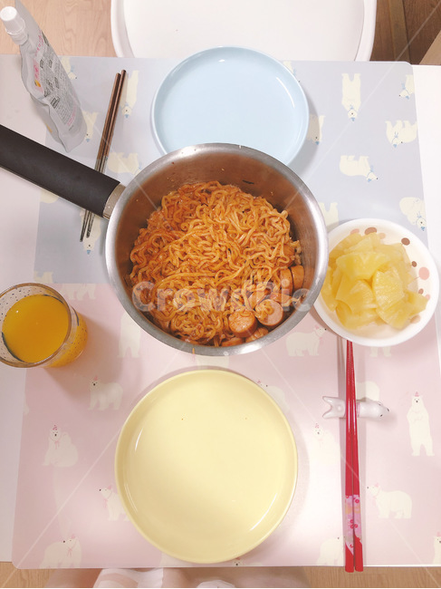 집밥,불닭볶음면,파인애플통조림,음식,요리,food