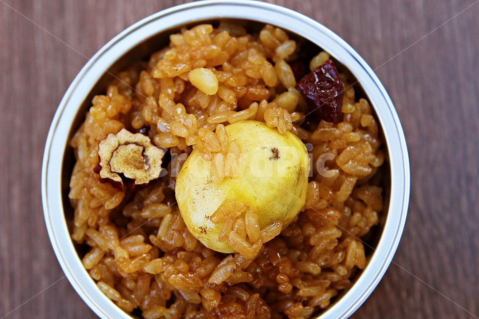 약밥,밤,대추,쌀,쌀밥,음식,먹거리,식재료,간식,컵,음식,식재료,요리,food,cook,meal,dishes,food reserves,한식,한국음식,한국요리,korean food,korean dishes,korean meal,korean cook
