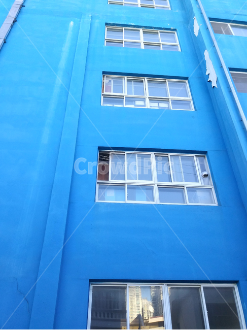 window,창문,건물,벽,푸른색,wall,blue,building,건축물,건물외관,exterior,building,structure,architecture,construction