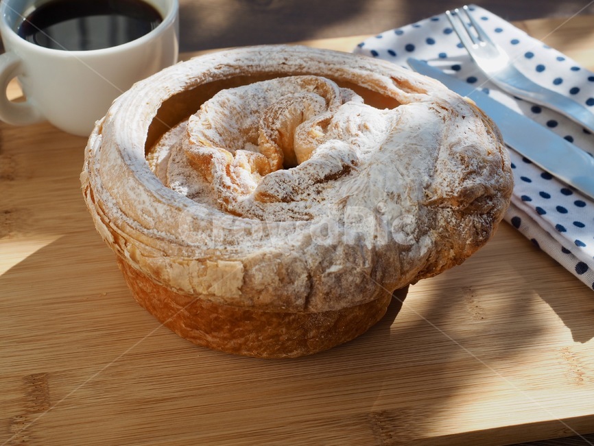 페스츄리,빵,케익,페스츄리케익,커피,음식,배경,후식,간식,제과,제빵,pastry,bread,cake,pastrycake,coffee,food,background,dessert,snack,confectionery,baking,빵,bread,디저트,간식,후식,dessert,snack,커피,카페,coffee,cafe