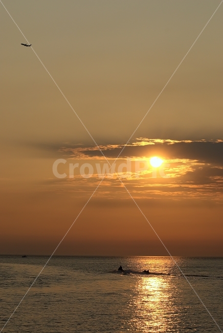 하늘,구름,빛내림,풍경,바다,노을,석양,비행기,배,태양,sun,sunset,sky,cloud,자연,풍경,nature,landscape,교통,교통수단,traffic,transportation,flare,플레어,light,빛,sunlight,햇빛,outdoors,옥외