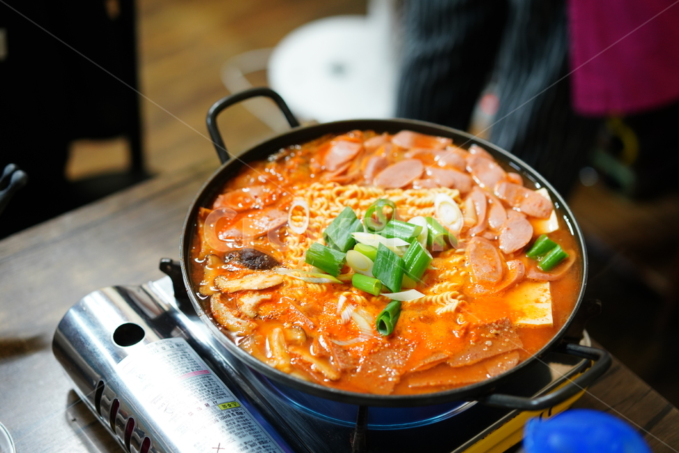 부대찌개,냄비,한식,먹거리,음식,국물,술안주,food,찌개,햄,식사,요리,음식,식재료,요리,food,cook,meal,dishes,food reserves,한식,한국음식,한국요리,korean food,korean dishes,korean meal,korean cook