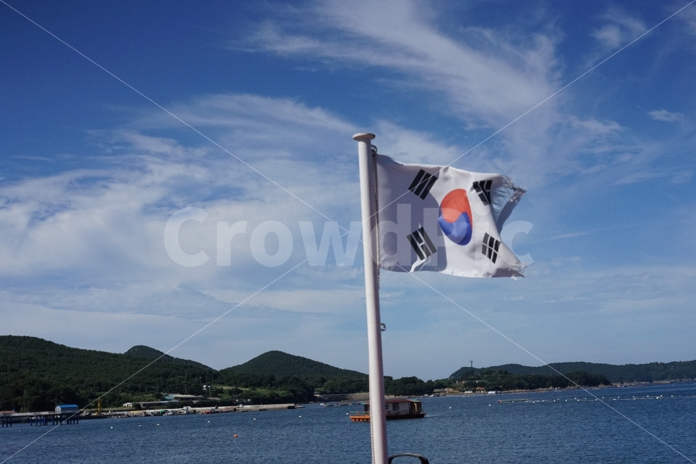 태극기,대한민국,국기,바람,바다,하늘,자연,풍경,nature,landscape,사물,물건,오브젝트,thing,object,matter,flag,깃발,symbol,상징