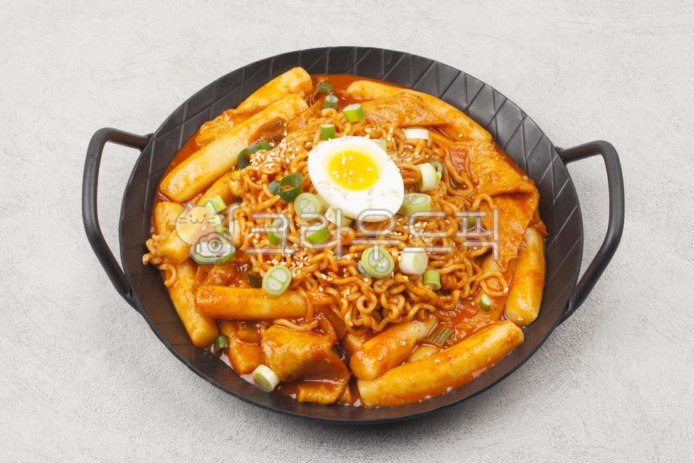 분식,떡볶이,라볶이,분식집,한국분식,한국음식,음식,식재료,요리,떡,라면