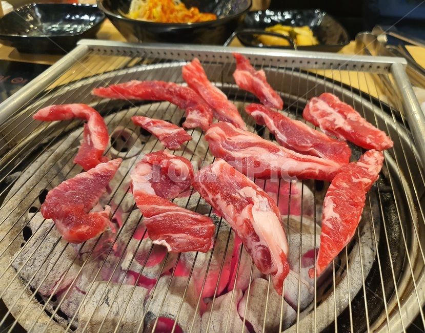 고기,food,beef,소고기,식재료,생고기,한식,음식,육류,음식,식재료,요리,food,cook,meal,dishes,food reserves,육류,고기,meat