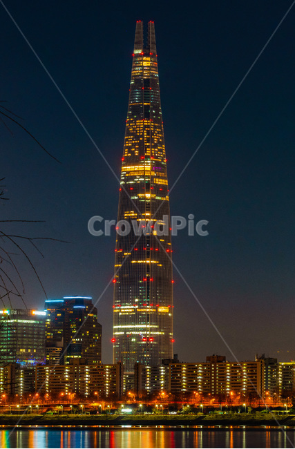 롯데타워,빌딩,야경,서울,한강,야경,밤,풍경,nightscape,night,landscape,도시,city,한국도시풍경,한국도시경관,korea cityscape,랜드마크,landmark,tourist attraction,한국랜드마크,한국관광지,한국명소,korea landmark,korea tourist attraction,steeple,뾰족한 탑,architecture,건축물,building,건물,spire,첨탑,tower,탑,office building,사무실 건물,town,urban,어반,시티