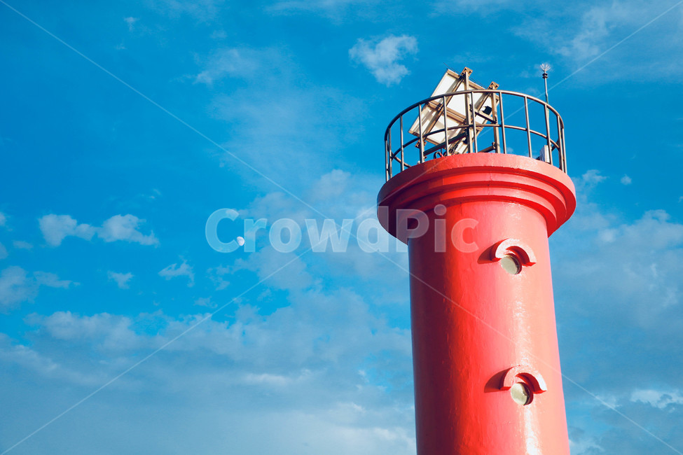 바닷가,등대,달,붉은등대,맑음,등대,lighthouse,색깔,색상,색채,색감,color sense,color sensitivity,feeling of color