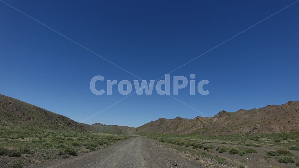 horizon,지평선,벌판,초원,field,road,도로,gravel,자갈,dirtroad,오프로드,offroad,outdoors