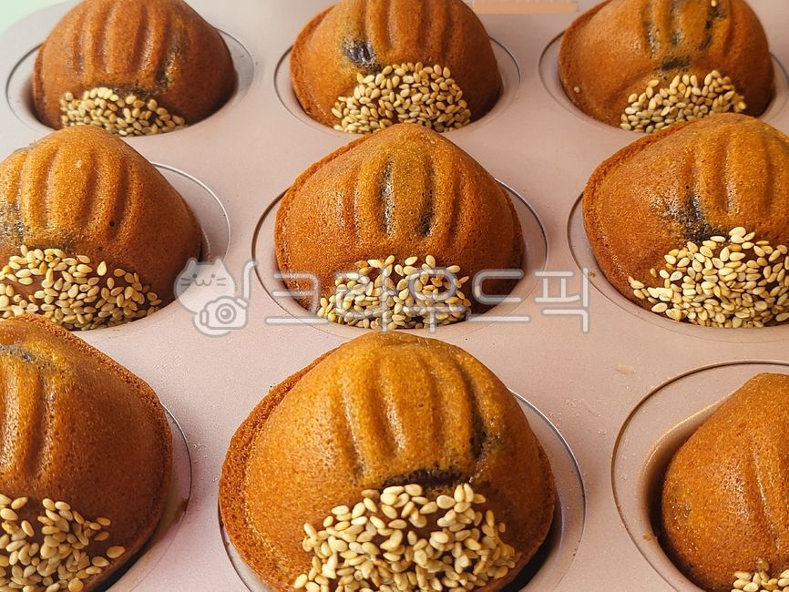 구움과자,마들렌,밤마들렌,깨,밤,빵,제과,가을,밤알,가을음식