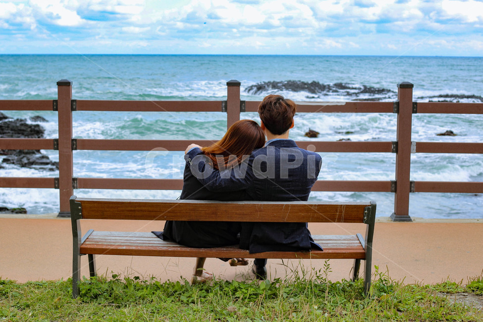 연인,바다,파란색,하늘,여행,인물,풍경,감성,emotion,blue,sea,sky,travel,couple,커플,beach,감정표현,사람,인간,human,person,feeling,사랑,lover,색깔,색상,사람,인물,인간,human,person,연인,커플,사랑,lover,couple,여행,휴가,traveling,vacation,trip
