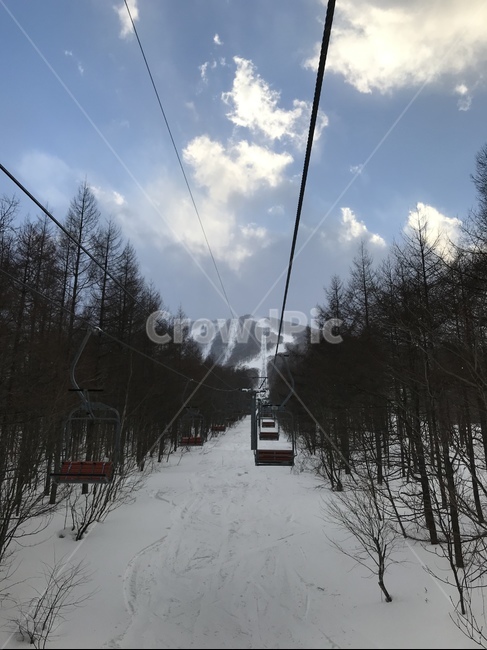 Japanese lift,ski resort,Japanese ski resort,lift,2 person lift