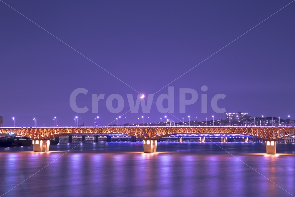 성수대교,한강,야경,달,보라색,보라,purple,서울,seoul,korea,landscape,풍경,풍경사진,대교,다리,도시,풍경,city,landscape,야경,밤,nightscape,night,waterfront,워터 프론트,water,물,port,포트,pier,교각,building,건물,bridge
